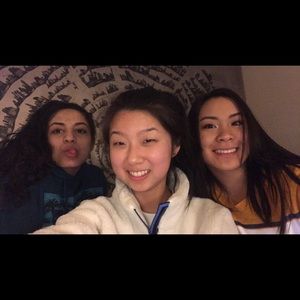 Meet your Posher, Kelly